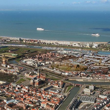 Appartement Le Familial à Calais Extérieur photo