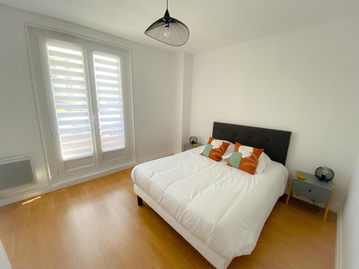 Appartement Le Familial à Calais Extérieur photo
