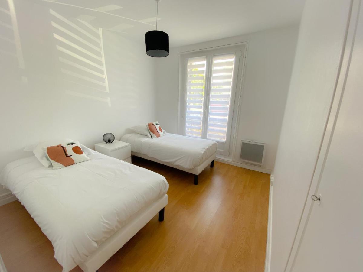 Appartement Le Familial à Calais Extérieur photo